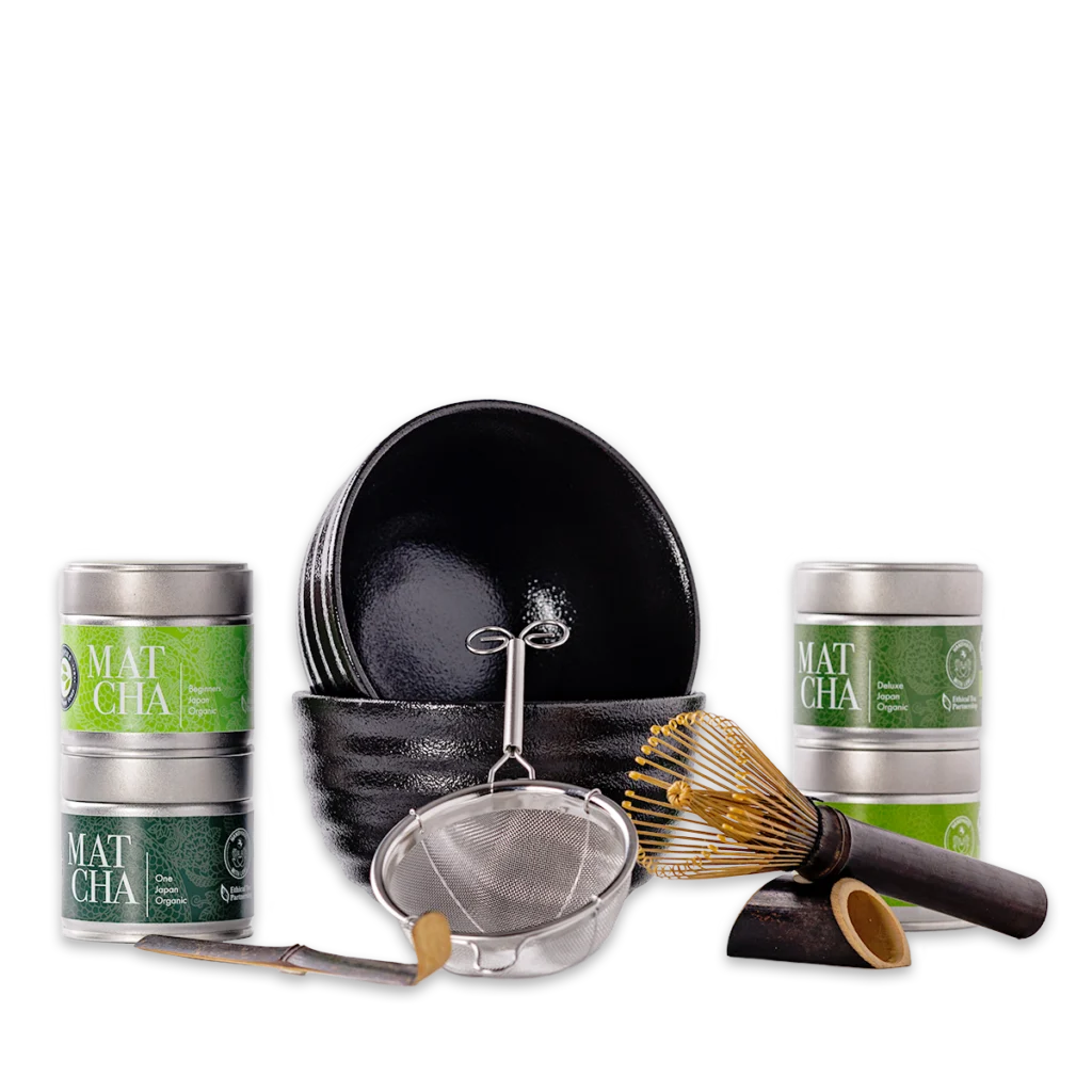 Matcha Komplett Set – vier Bio-Sorten mit Schale, Besen, Sieb & Löffel
