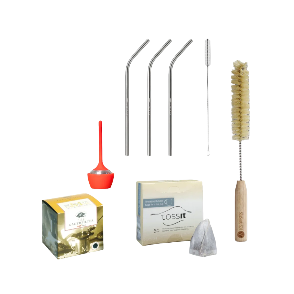 Zubehör-Set Mittel mit Tee-Ei, Teedauerfilter M, drei Edelstahl-Trinkhalmen, Papierbeuteln und großer Reinigungsbürste – für heißen und kalten Tee im Alltag.